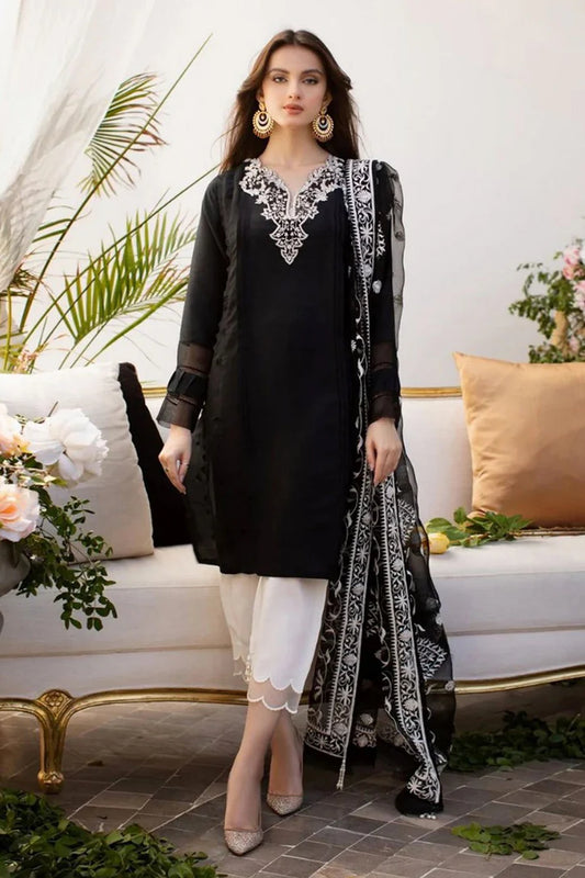 Step into designer with suitlo this stunning Eastern outfit. It's made with high-quality cloth and detailed embroidery, perfect for summer. This fancy set includes a long kurti, plain trousers , and a beautifully Chiffon embroidered dupatta, adding elegance to your wardrobe.