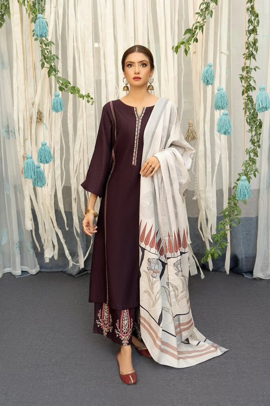 Shop the latest Pakistani branded clothing collection at SuitLo. Discover our new, simple and stylish 3 Piece Lawn Embroidered with Organza Embroidered Dupatta Plan shalwar. Perfect for the summer season. Shop now and enjoy great sales!